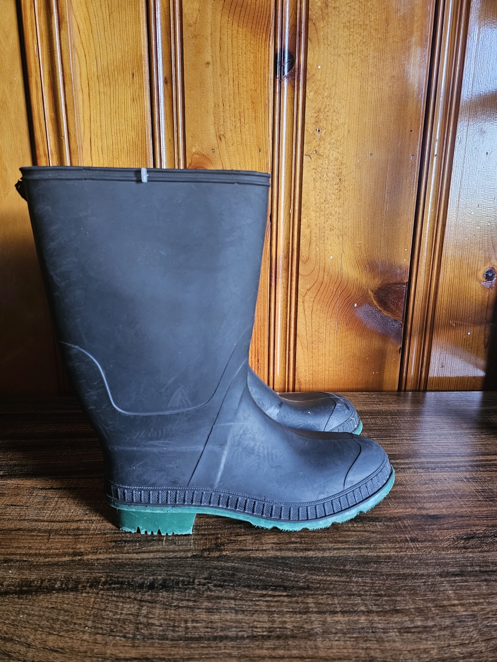 Men's Black Rubber Rain & Snow Boots with Green Sole